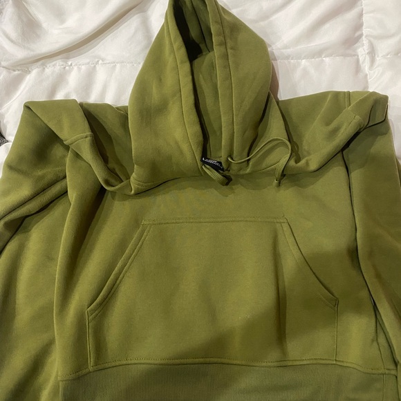 Green hoody size Large, gently used - Picture 3 of 4